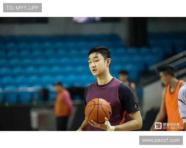 代怀博的成长之路：从青涩少年到职场精英的奋斗历程与心路历程