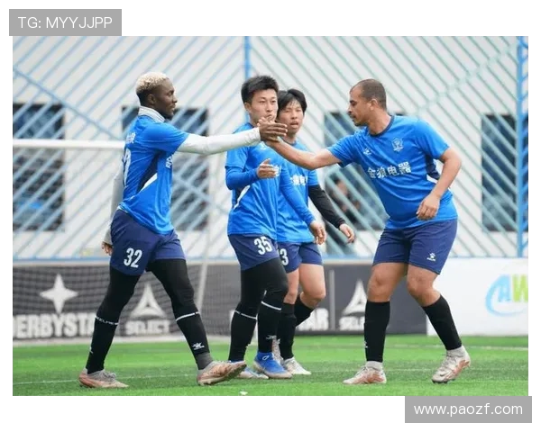 斯拉维与中日球队激战正酣谁能在这场对决中笑到最后 斯拉维与中日球队激战正酣谁能在这场对决中笑到最后