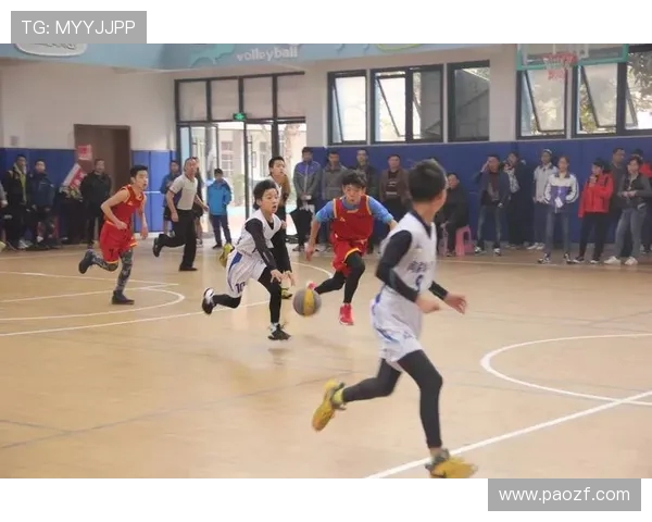 南京篮球队的默契配合揭秘：从训练到比赛的精彩瞬间解析